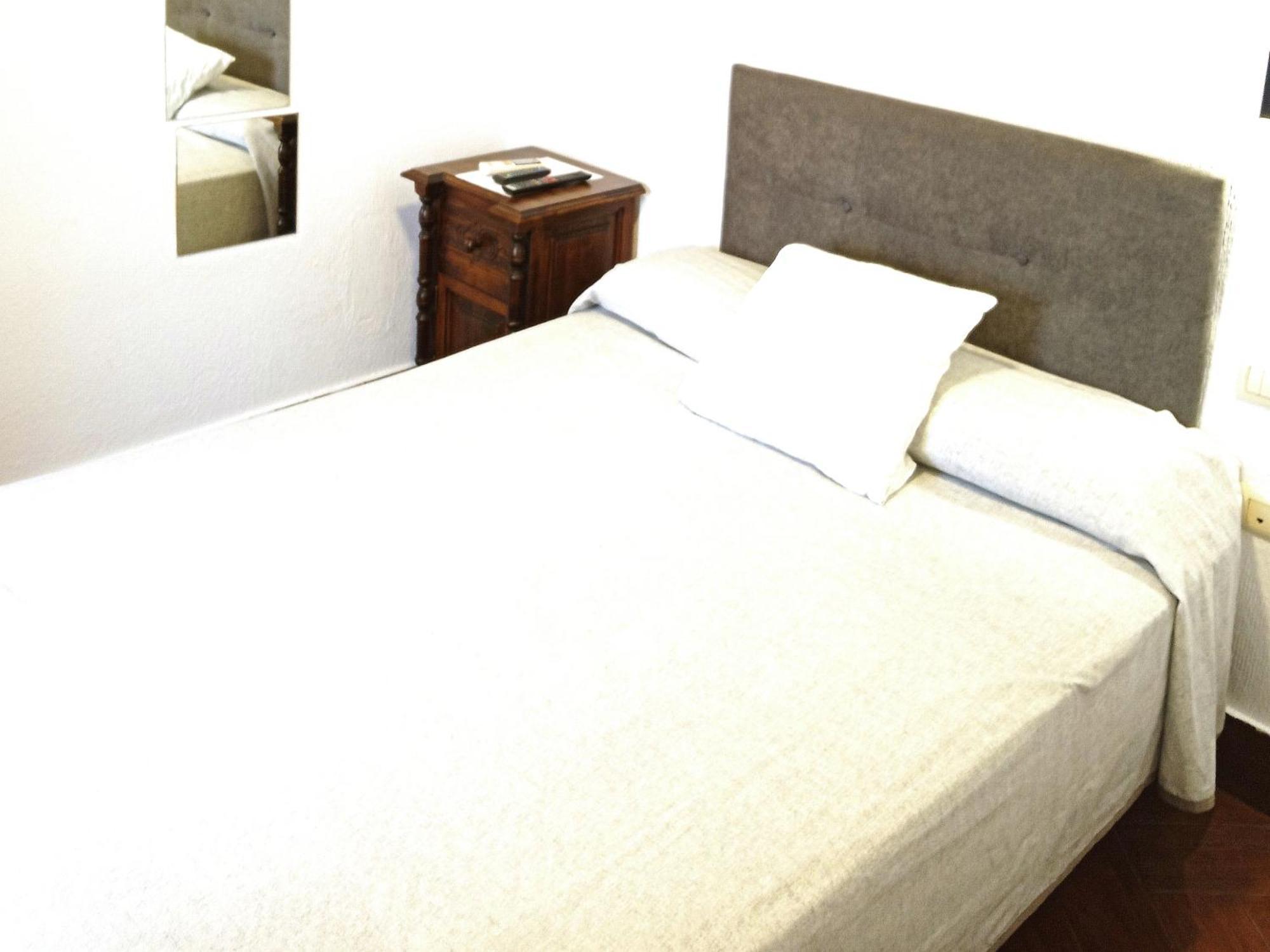 Hostal Cuzco Trujillo Luaran gambar