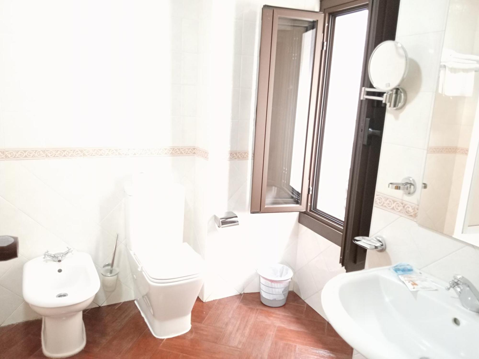 Hostal Cuzco Trujillo Luaran gambar